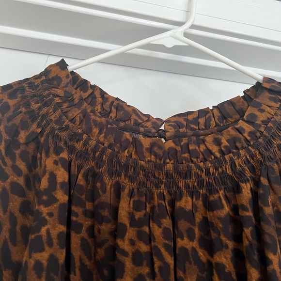 NWT Leopard Print Women's Top - Picture 2 of 7